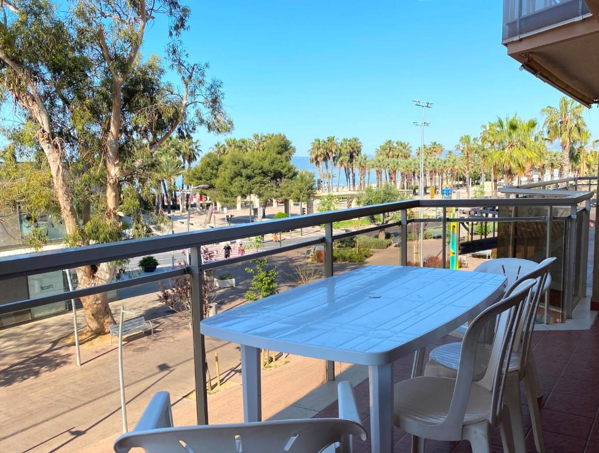 El Pinar Fuente Luminosa Apartment Salou Luaran gambar