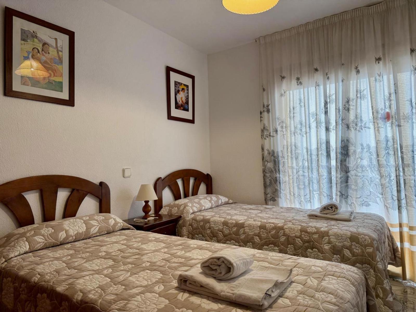 El Pinar Fuente Luminosa Apartment Salou Luaran gambar